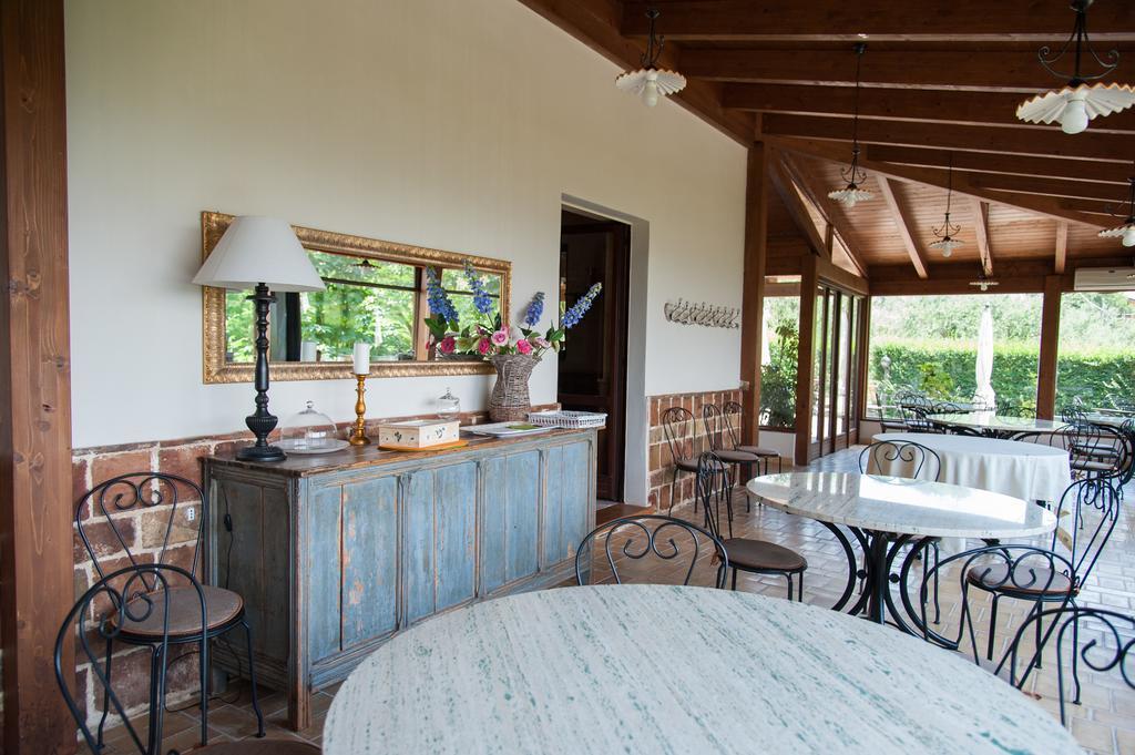 Вилла Agriturismo La Solagna Montebello di Bertona Экстерьер фото